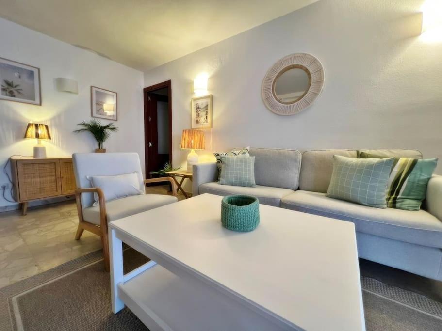 Magnifico Y Amplio Apartamento Con Terraza Fuengirola Zewnętrze zdjęcie